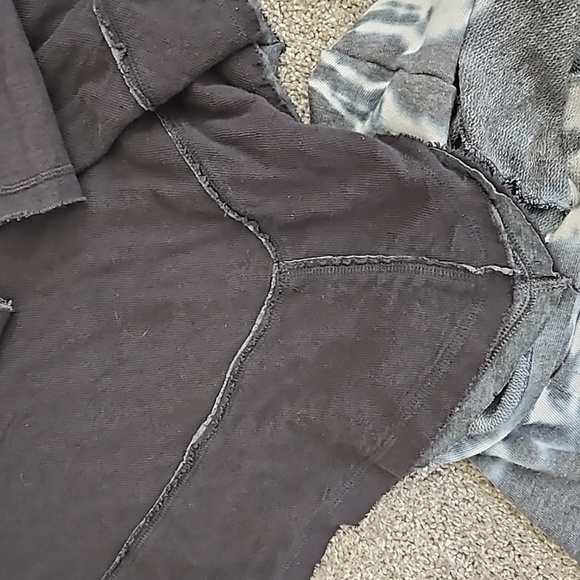 3 hooded tops vintage havana & young fabulous & broke - Picture 3 of 8